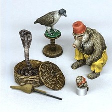 1/35 Scale Resin Kit Anthropomorphic Animal Miniatures Set – Snake Charmer