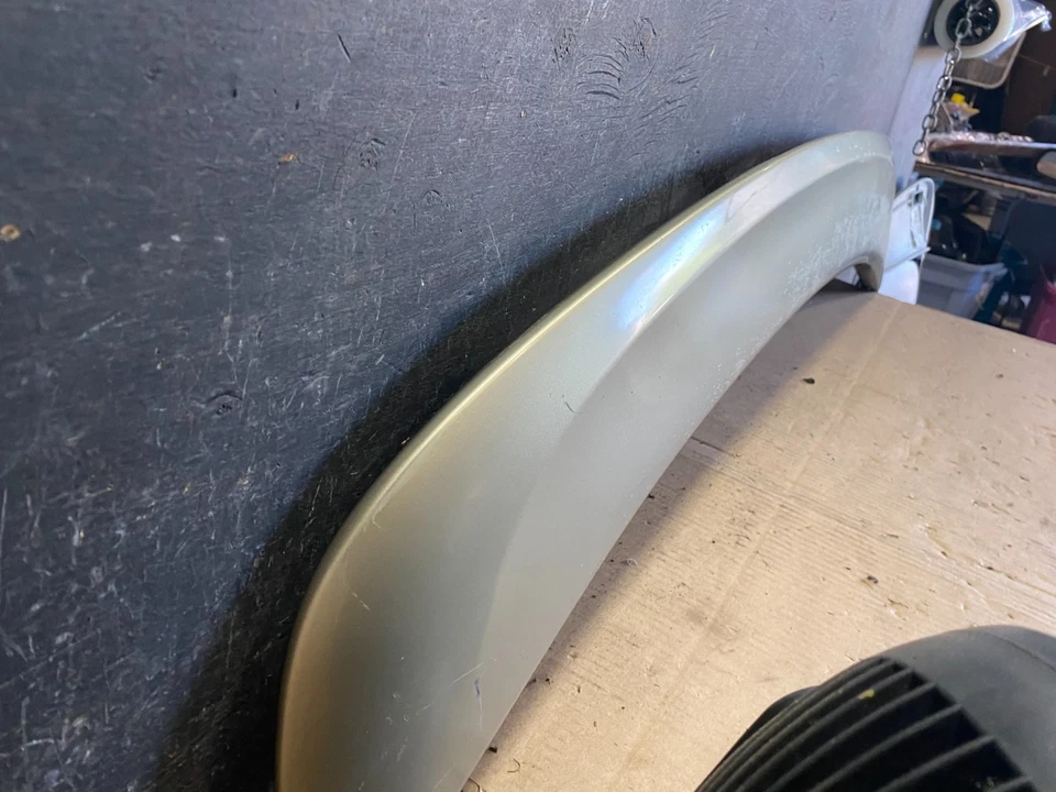 Alerón de puerta trasera Infiniti i35 2002 a 2004 con luz R5292 DG Foto 3 de 4