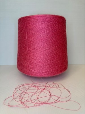 Garnkegel 30% Seide extra feine Merinowolle Nm 34 900g Luxus schockierend Hot Pink
