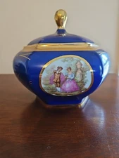 Courting Couple Covered Porcelain Dish Bavaria Vohenstrauss HL 1926