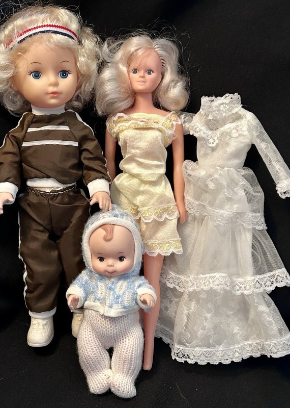 3 VTG 70’s Dolls TOTSY Barbie Clone PLAYMATES Precious Pixie Baby & 11” Runner