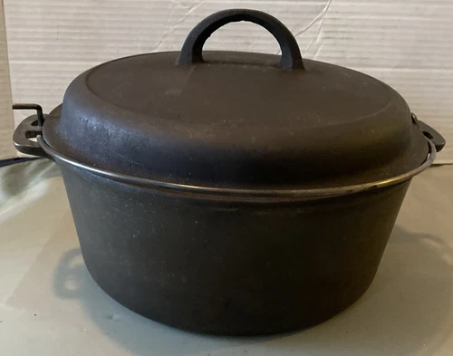 Vintage Wagner Ware Sidney -O- Cast Iron Dutch Oven 1268 J with Lid & Bail Handl