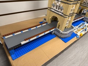 LEGO Creator Expert 10214 Tower Bridge London PARTIAL INCOMPLETE AS-IS