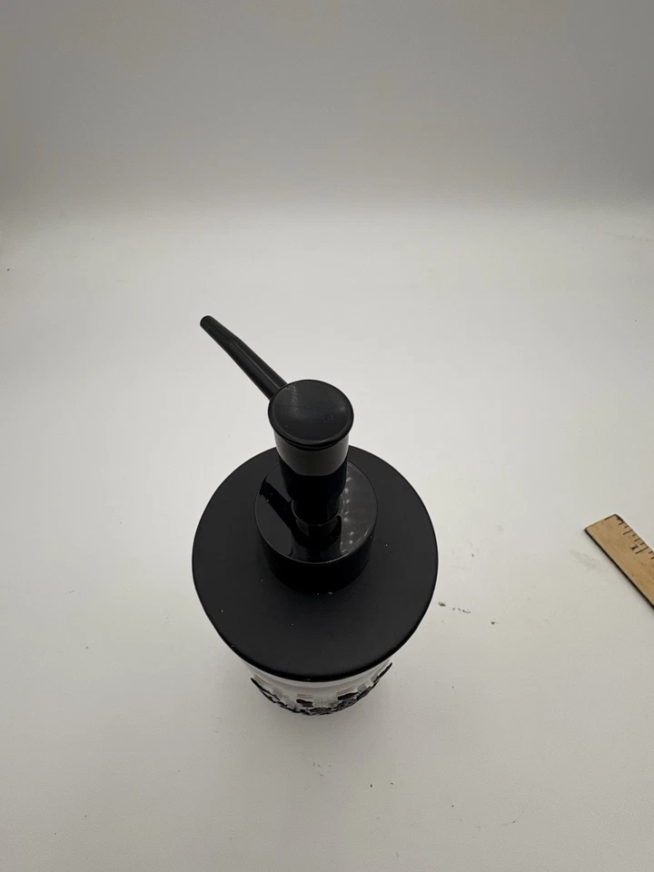 Merry Christmas Soap Dispenser - Pre-Owned - Image 2 of 4