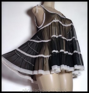 Fifi Chachnil | eBay