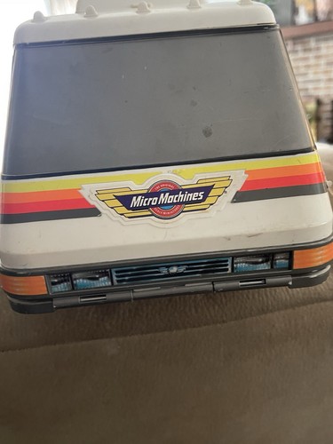 Micro Machines SUPER VAN CITY Fold Out Playset Galoob 1991 Camper RV - Picture 7 of 15