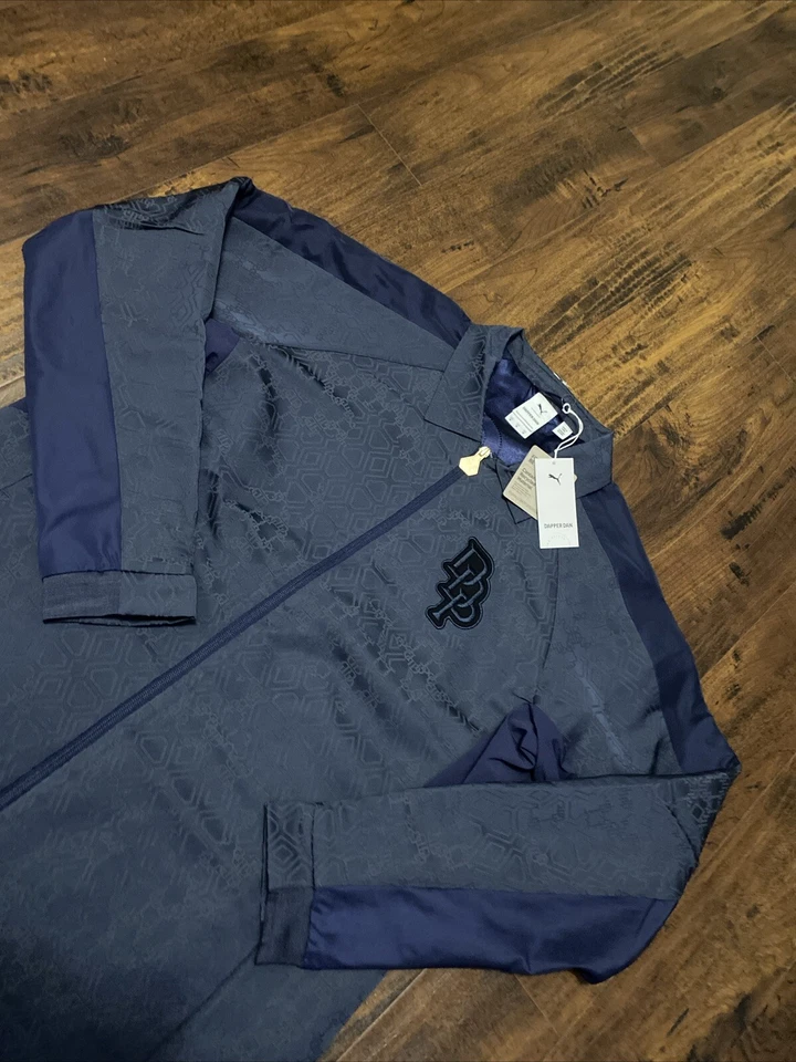 NUEVO CON ETIQUETAS PUMA x Dapper Dan Chaqueta Azul Marino Cremallera Completa 539802-06 Para hombres M $300. F2 Foto 2 de 4