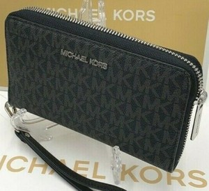 mk jet set travel double zip wristlet