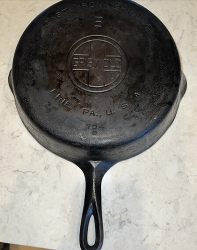Vintage GRISWOLD 8 Inch CAST Iron SKILLET LARGE BLOCK LOGO Made in USA 704D - Picture 7 of 10