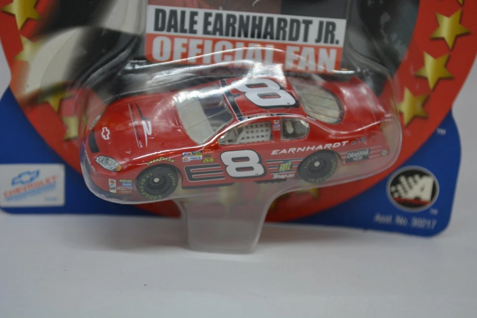 NASCAR WINNERS CIRCLE OFFICIAL FAN #8 DALE EARNHARDT JR 1/64 SCALE DIECAST NIB - Image 2 of 4