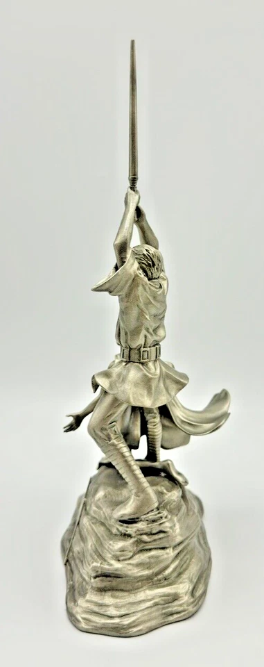 Estatua vintage de Luke Skywalker y Leia Pewter 1995 de Star Wars Cinemacast Foto 3 de 4