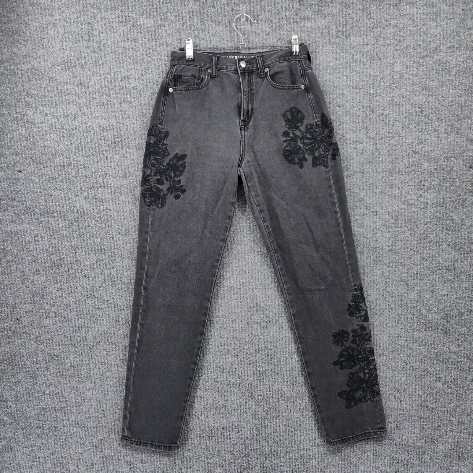 American Eagle Jeans 5年保証 Women 2 Regular Mid-Rise Embroidered Mom Black Denim 【84%OFF!】 Floral