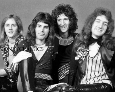 1975 QUEEN BAND 8X10 PHOTO Freddie Mercury Brian May Roger Taylor John Deacon