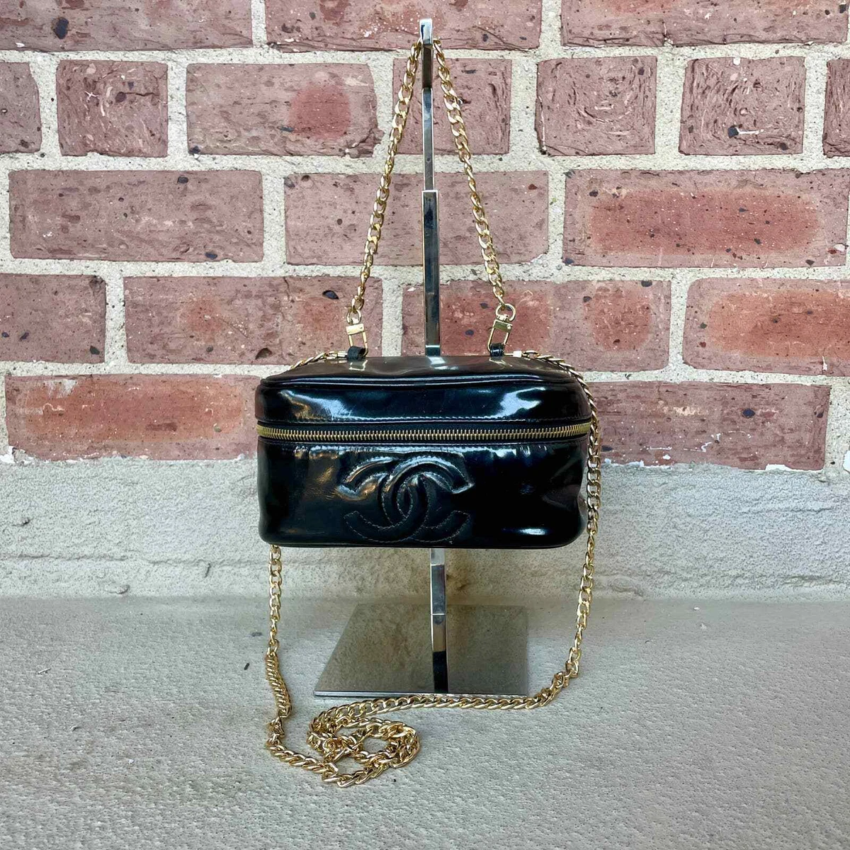 Chanel 2025 train case