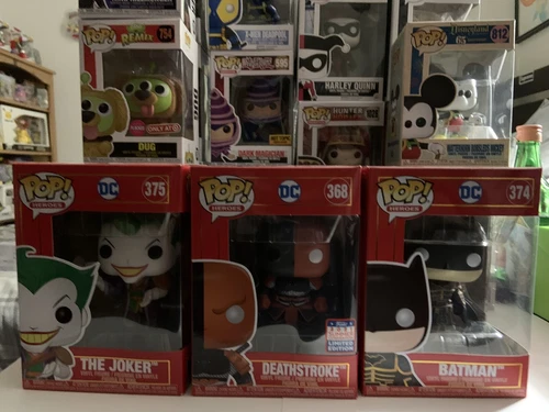 Funko Pop Batman Imperial Lot of 3 Batman Joker & Deathstroke!