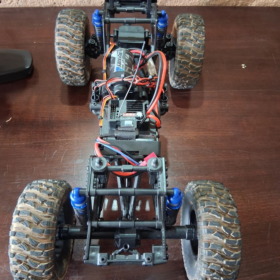 ELEMENT RC ENDURO 12 ECTO CRAWLER RTR TEAM ASSOCIATED ASC40010C - Image 2 of 4