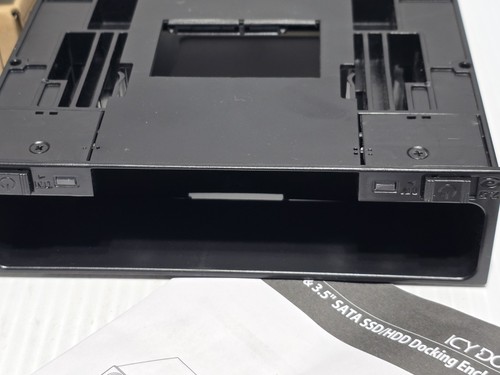 4 Pieces - Icy Dock MB741SP-B (3) ExpressCage & MB795SP-B (1) SATA SAS Enclosure - Picture 14 of 15