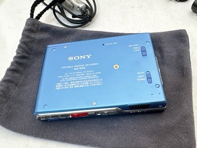 Sony MZ-R50 MiniDisc Walkman Blue 1997 Made in Japan Tested w