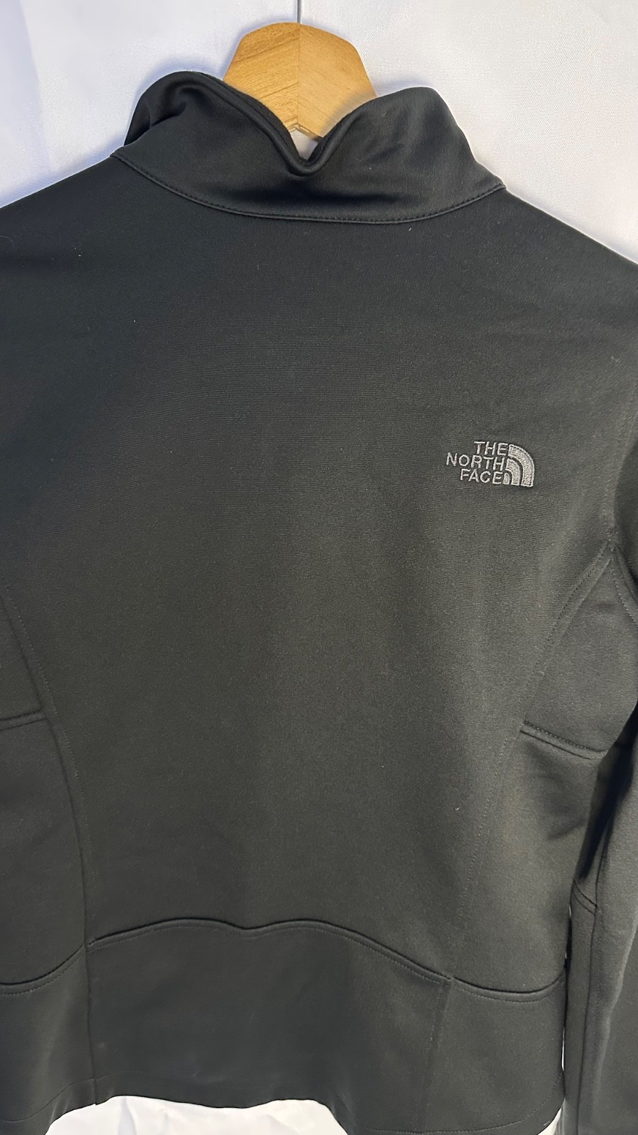 The North Face Women's Black Windwall Jacket Size S/P thumbnail 9