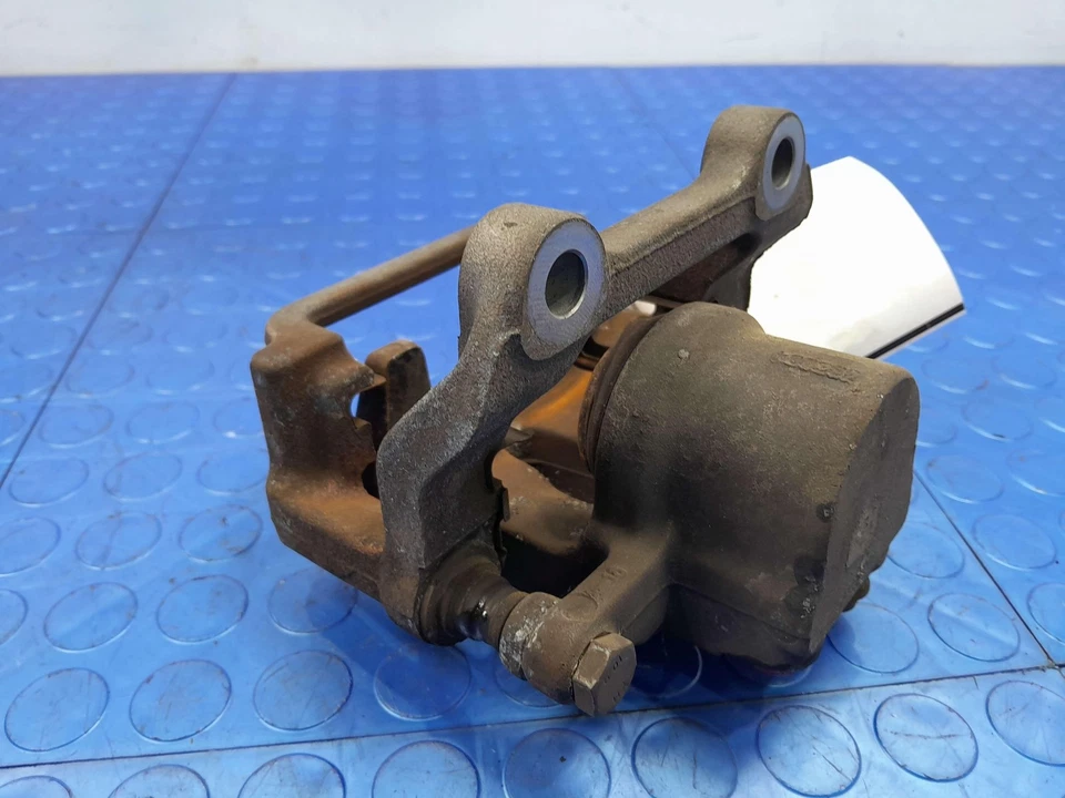 Оригинальный левый суппорт заднего тормоза в сборе со стороны водителя для Dodge Charger R/T 06–23 годов выпуска - Изображение 2 из 4