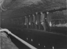 Les égouts de Paris, B.M. Bernand  +/- 1950, photo de presse vintage originale