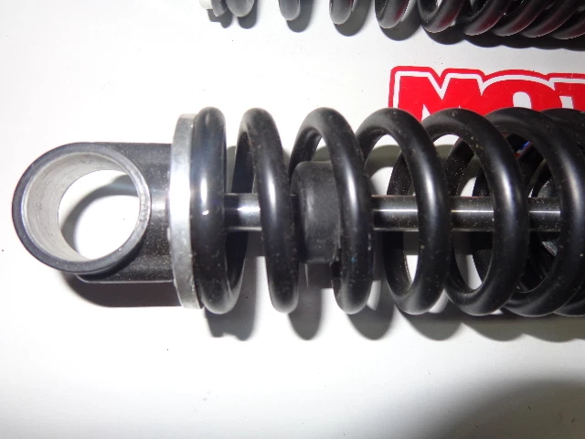 CHOQUES MARZOCCHI NEGRO LONGITUD 33 CM. Foto 4 de 4