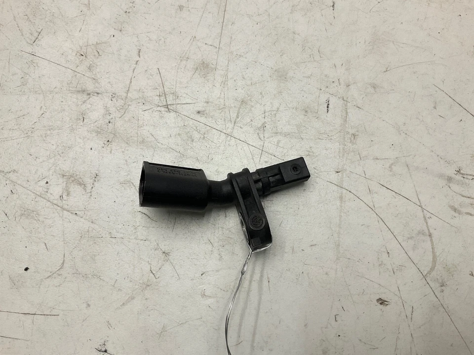 2015 VOLKSWAGEN GTI FRONT RIGHT SIDE ABS WHEEL SPEED SENSOR OEM - Image 2 of 4