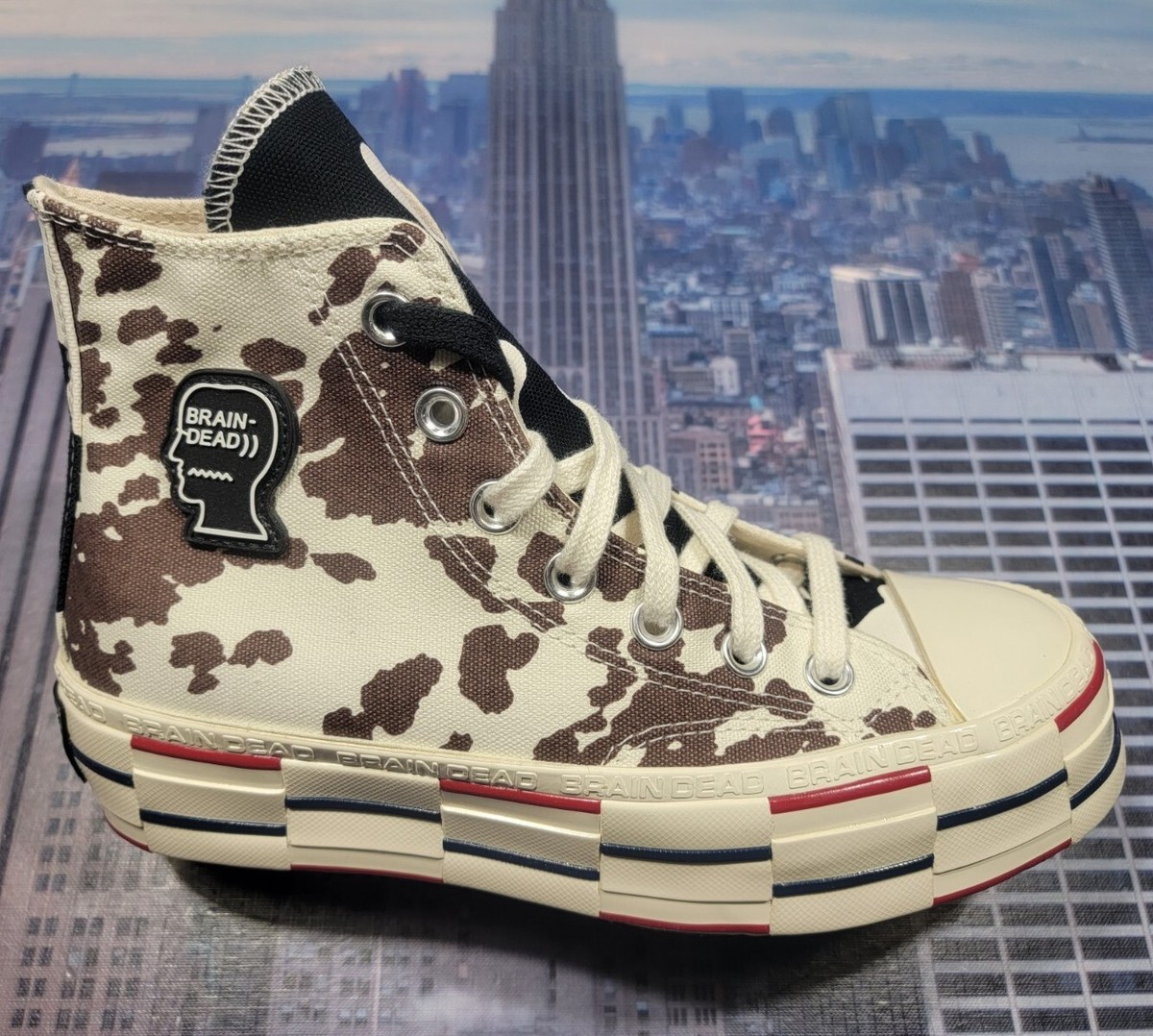 ラブブ Buy Comme des Garçons PLAY x Chuck 70 High 'Multi Heart