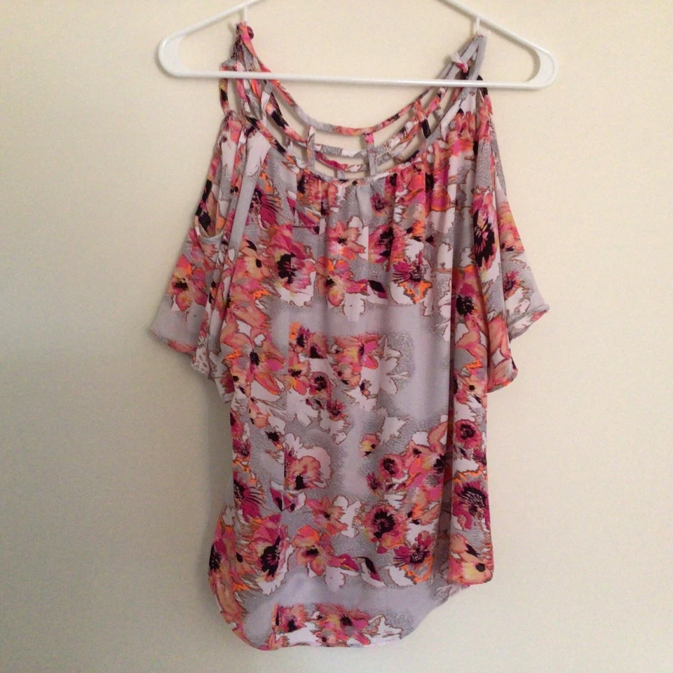 New Heart Soul Snazzy Girls Blouse Petite  - Image 3 of 4