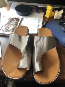 size 3 sandals ladies