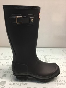 girls black rain boots