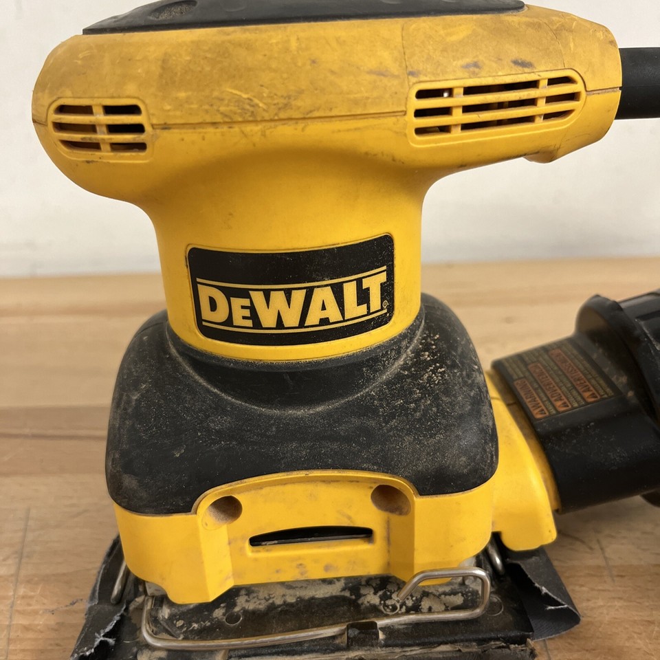 DEWALT D26441 1/4 Sheet PALM POWER SANDER WORKING eBay