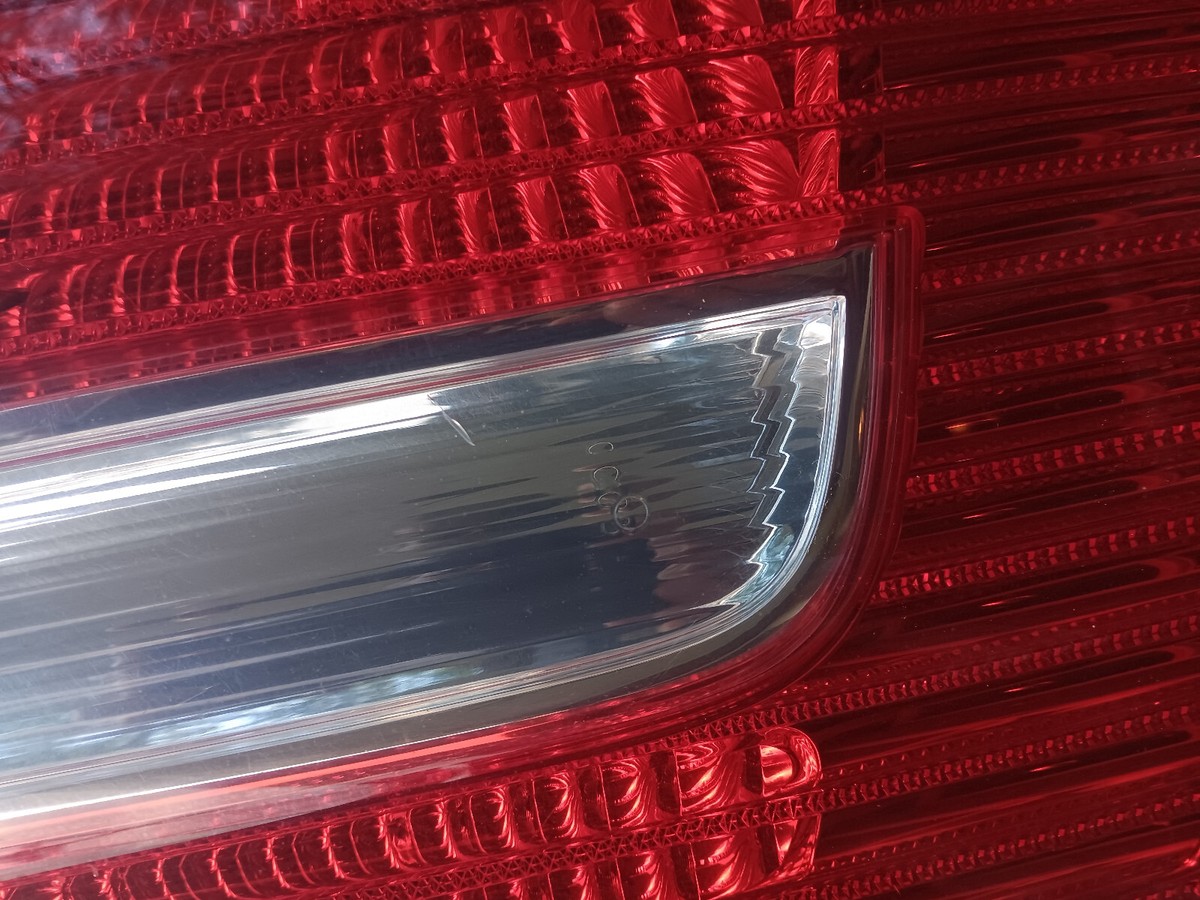 2007 - 2014 LINCOLN NAVIGATOR PASSENGER INNER TAIL LIGHT | eBay