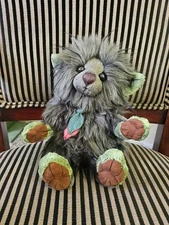 Charlie Bears Tree Elf, 12” Bear from the 2024 Collection Cuddle Time New Nwt