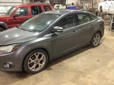 Used Driving Light fits: 2014 Ford Focus Fog-Driving without bezel Grade A