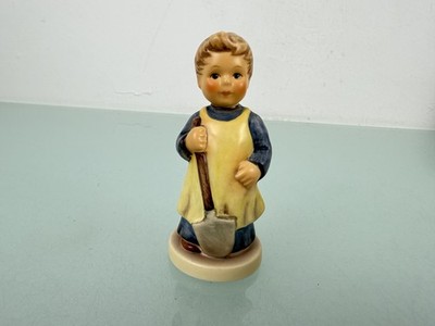Hummel Figur 727 Muss noch Umgraben 9,5 cm. 1 Wahl - Top Zustand 