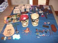 MEGA BLOKS  PYRATES Items from Sets 3676, 3601, 3660, 3631 & 3632 - See Desc.