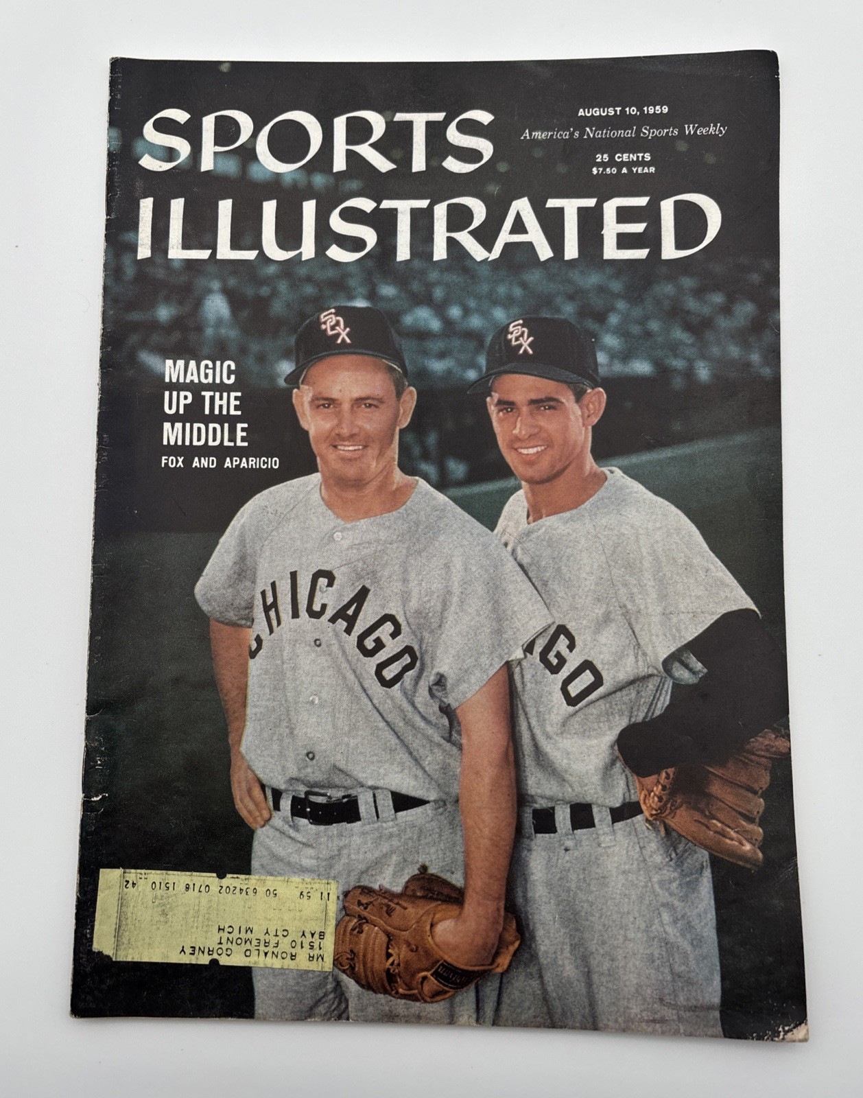 SPORTS ILLUSTRATED AUGUST 10, 1959 NELLIE FOX AND LUIS APARCIO COVER