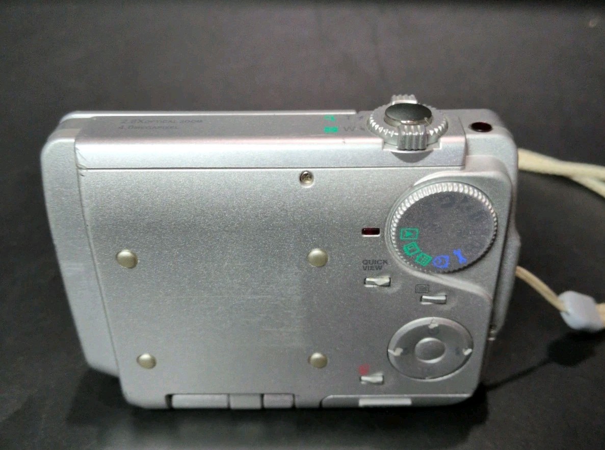Olympus i:robe IR-500 4.0MP Digital Camera - Silver for sale