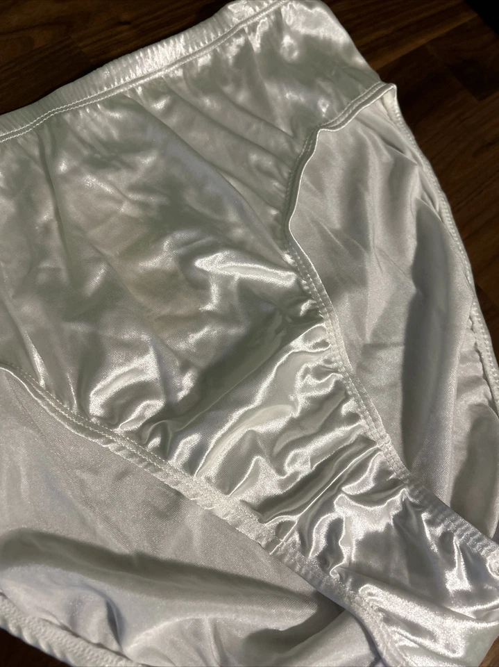 Vtg Rene Rofe Satin Second Skin Panties Size 10 Shiny Wet Look High Cut Glossy - Image 2 of 4