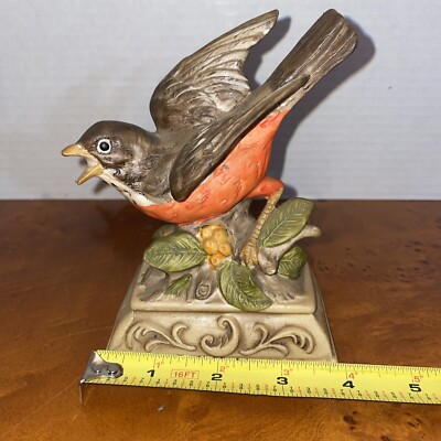 Rare Vintage Porcelain Figurine Robin Hand Painted Made In Japan  