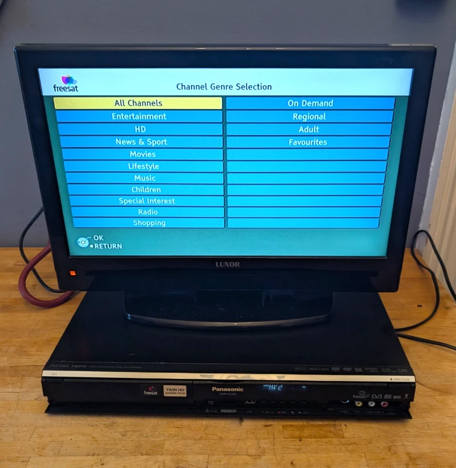 Panasonic DMR-XS350 Twin FreeSAT Tuner HD 250GB DVD Recorder