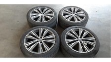 Audi A6 Avant C8 Felgen Set + Reifen