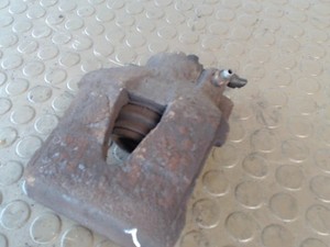 Bremssattel Vorn Links VW Golf 1.6 1 J 12 Monate Garantie Sofortversand