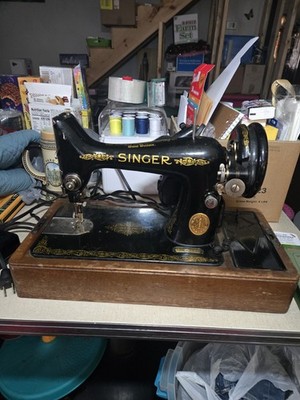 Vintage Singer 99K Electric Sewing Machine Great Britain. Gold Decals Wood Base