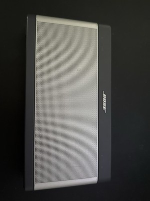 Bose SoundLink 3/III Bluetooth Lautsprecher AUX Schwarz/Silber mit Netzteil 