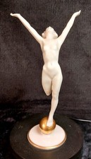 Hutschenreuther Porzellan Figur "Sonnenkind" Design Karl Tutter
