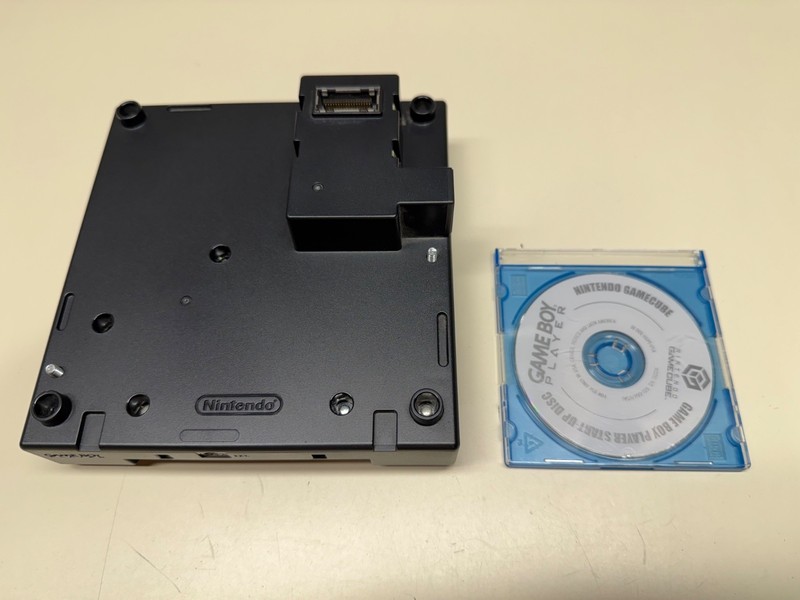 NINTENDO GAMECUBE GAME BOY PLAYER W/ STARTUP DISC DOL-017 / DOL-006 WORKING