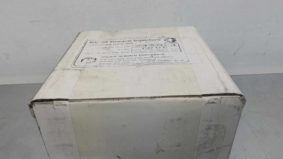 Graco GL-32 Grease Injector 24A924 293663 Ser C2717E Rev A 3500 PSI 1/4" NPT - Image 3 of 4