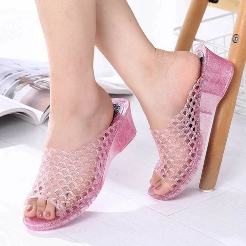 Womens Summer Jelly Slippers Wedge Mid Heels Clear Sandals Peep Toe Shoes Beach - Picture 3 of 17